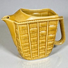 Ancien pichet cruche