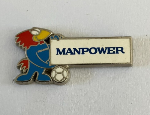 Pin s football - pin's, mascotte