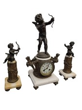 BELLE PENDULE MARBRE BLANC ET PATINE BRONZE 19è. clock Uhr. Garniture, Puttis