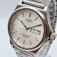 Montre vintage homme CASIO Day