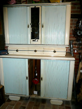 Ancien meuble de cuisine