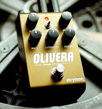 Ancien bidon d'huile Strymon Olivera pédale de retard écho neuf du JAPON
