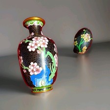 Petit vase et Oeuf Vintage en Emaux cloisonnés. Bel Objet de Collection.