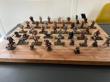 Lot de 43 figurines Warhammer