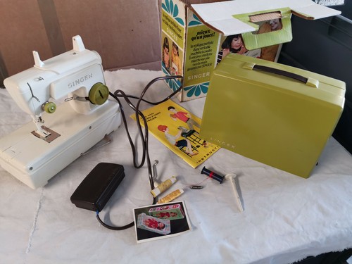Mini machine coudre - ,