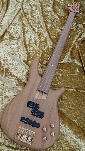 Fernandes active fretless bass - fernandes,