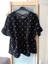 Tunique taille 44-46 neuve