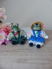 Petites Figurines Poupées Grenouilles en Tissu Habillées Vintage Collection