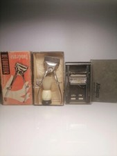 Ustensiles de coiffure année 50, tondeuse (le coiffeur et éguise lame (Allegro)