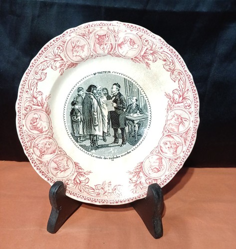 Assiettes sur pasteur avec - assiettes,