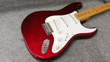 (Fender Japan) Guitare