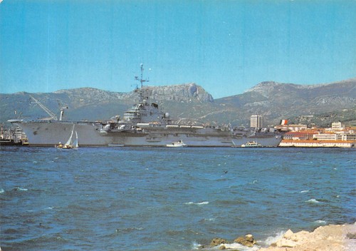 Porte avion le - 83-porte,