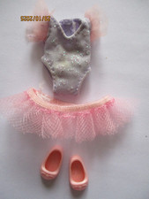 Tenue pour poupée Barbie " Shelly,  Ballerine #G8302 "  ( 484 )