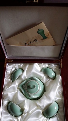 Service thé porcelaine - À, en