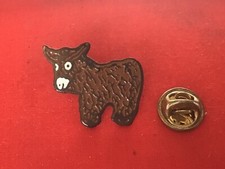 pins ANE BAUDET du POITOU