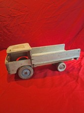 Ancien camion en bois Jouet