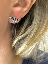 Boucles d'oreilles argent 925 en forme d’abeille. Clous d’oreilles Cadeau Femme.