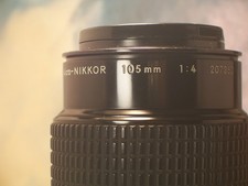 Nikon AF Micro-Nikkor 105mm F/4