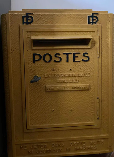 Boîte aux lettres - aux, poste