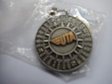 PORTE CLEF NEUF EX CIE UTA COLLECTOR " LA ROSE DES VENTS " SOUS EMBALLAGE SCELLE