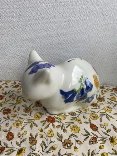 Ancienne tirelire forme de - en,