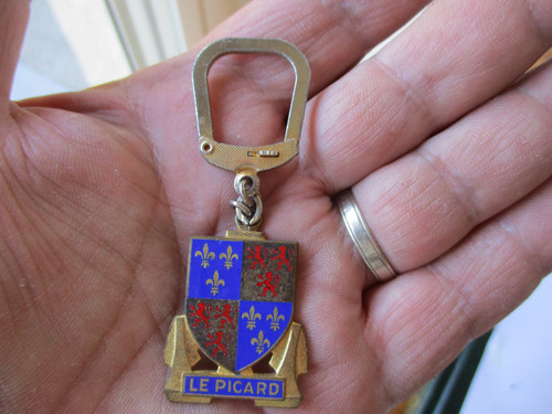 Porte clés picard - porte,