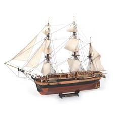 Maquette De Bateau En Bois HMS