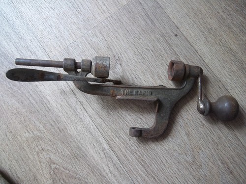 Ancien sertisseur the rapid - ancien,