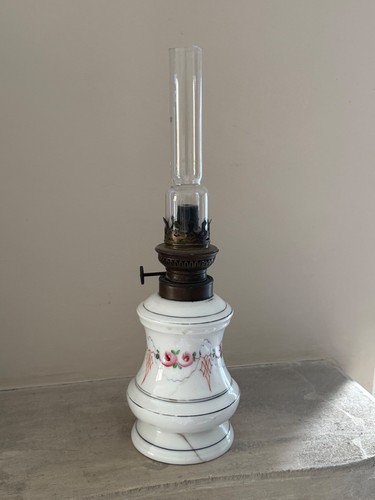 Lampe pétrole ancienne - à,