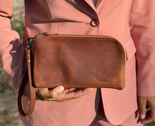 Pochette femme cuir véritable fait main, clutch cuir avec dragonne, sac à main