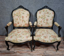 paire de fauteuils de style
