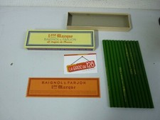 Ancienne boîte de 12 crayons