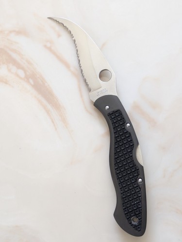 Rare spyderco civilian c12s - rare,