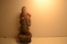 FIGURINE FEMME DE PECHEUR  EN