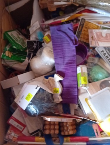 Lot revendeur 100 pièces - lot,