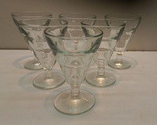 Lot 6 verres vin sauvignon