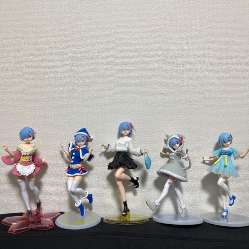 Lot figurines - de, 5