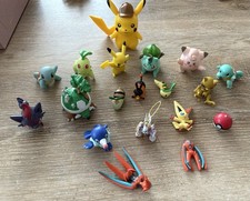 Lot De 19 Figurines Pokemon 