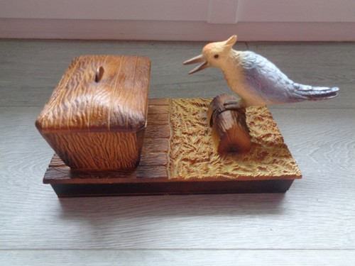 Ancien distributeur - ancien, a