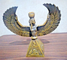 Isis ailes ouvertes ANCIENNE