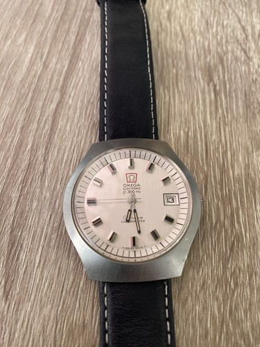 Montre omega electronic 300 - f,