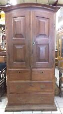 Exceptionnelle commode-armoire