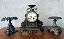 Pendule Louis XV en étain