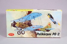 LP114 KP 30 Maquette 1/72 1:72 Avion militaire biplan Polikarpov PO-2
