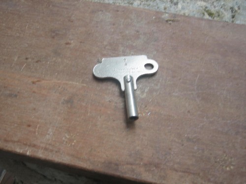 Clé remontage pour - de,