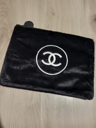 Trousse chanel fourrure douce - trousse,