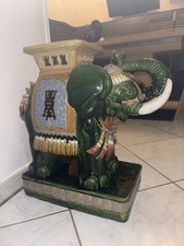Éléphant porte-plante /