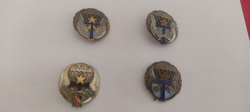 Insignes militaires anciens - ,