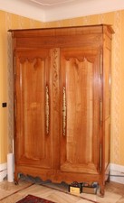 Armoire vendéenne dite de