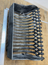 Porte Bûche En Fonte 41 cm Grille, Cendrier De Cheminée  Réf N.1